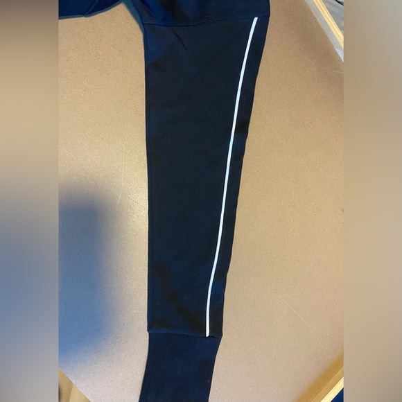 Grrrl clothing crop top long sleeve NWT - Picture 3 of 6